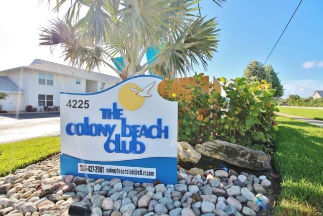 Colony Beach Club