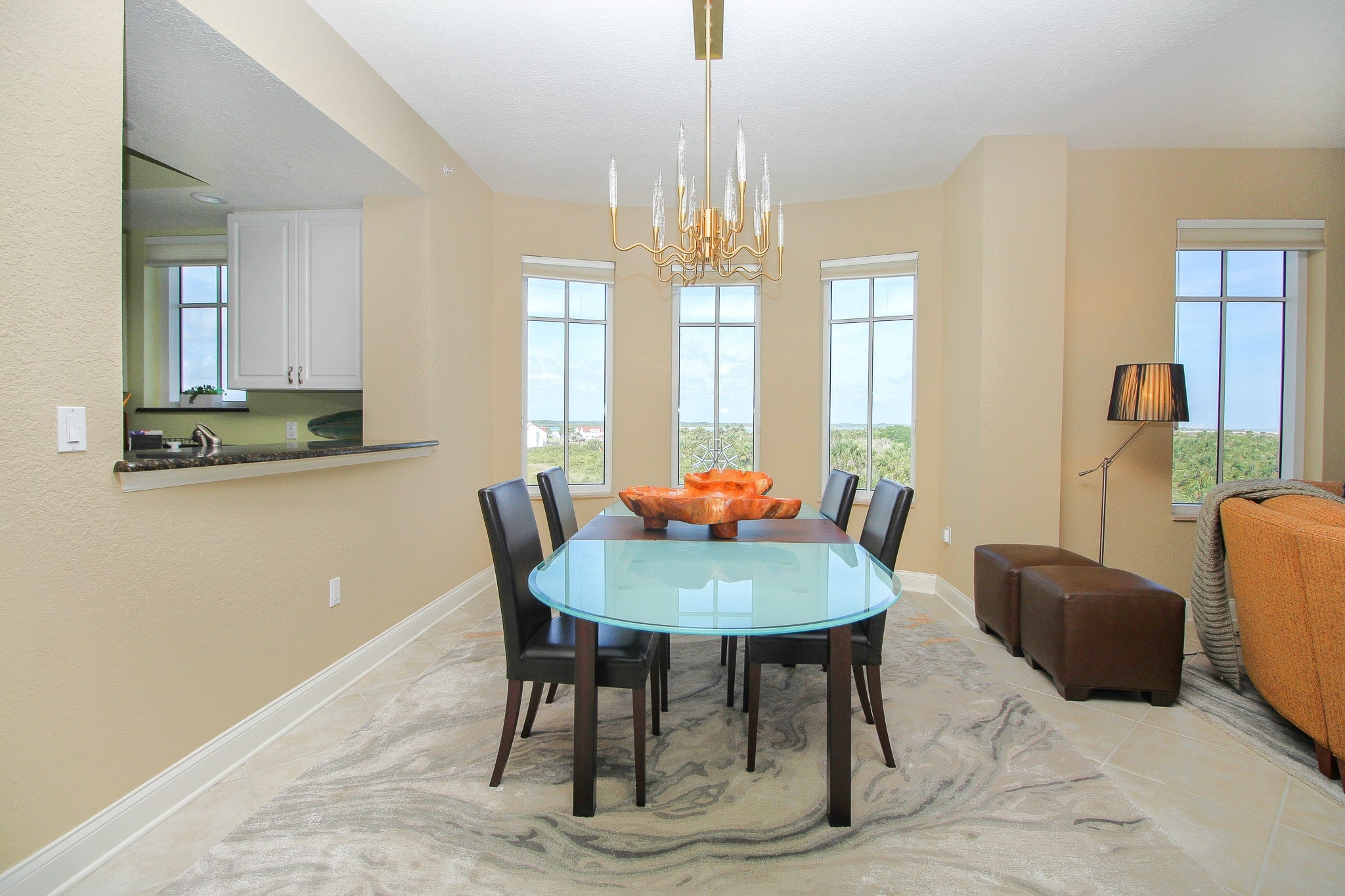 Ample space is this upscale dining room