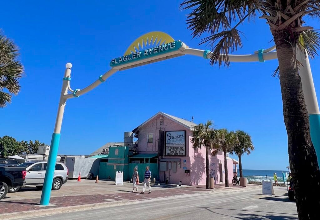 the breakers restaurant pink building beachfront