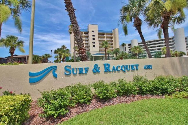 Surf and Racquet Club