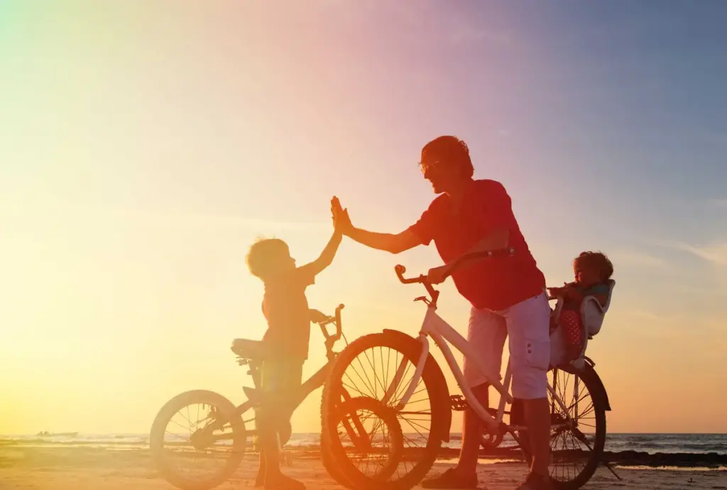 Family-Bicycling